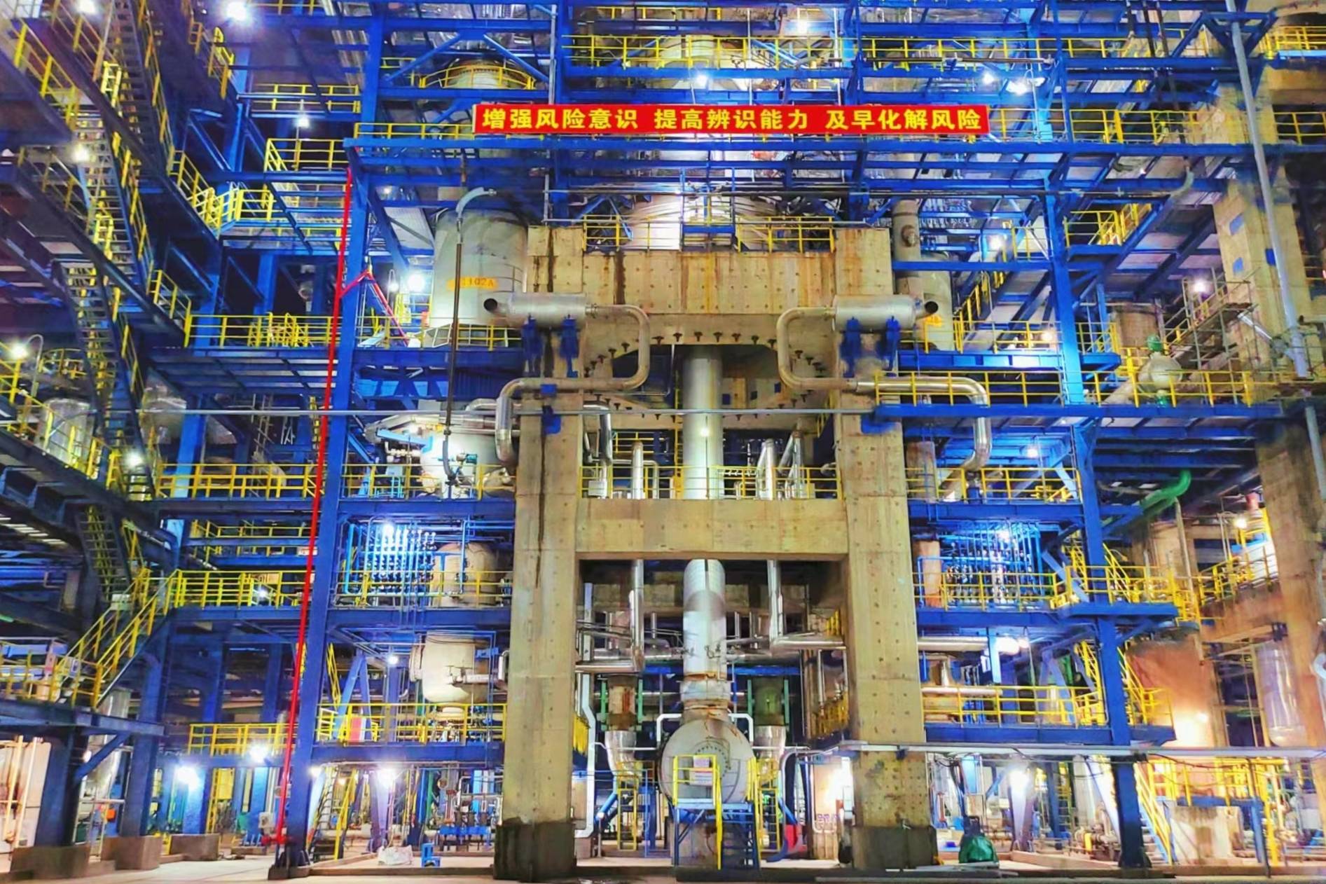 1698201416698752.jpg 1698201416698752.jpg